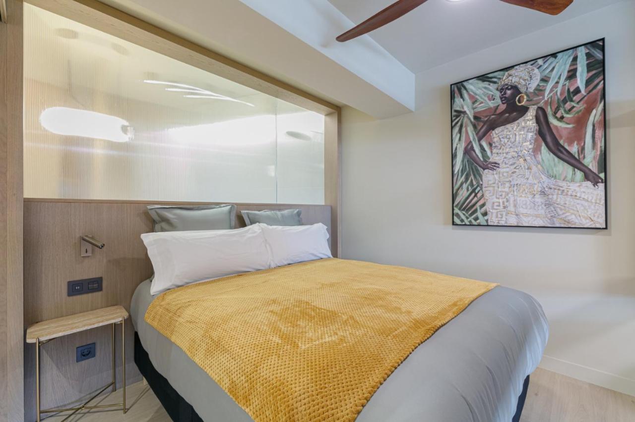 Suite De Lujo Puerta Del Sol+Parking Vigo Kültér fotó
