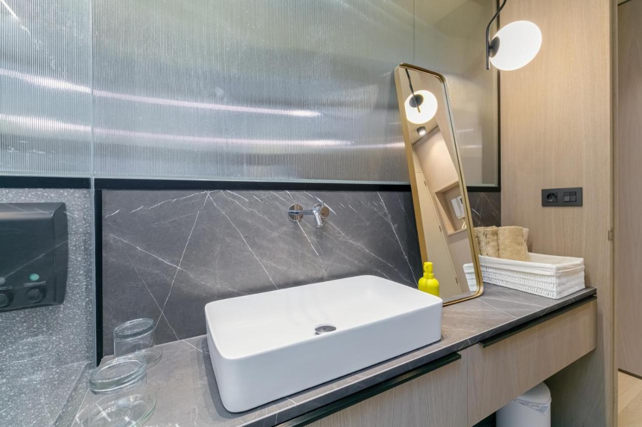 Suite De Lujo Puerta Del Sol+Parking Vigo Kültér fotó